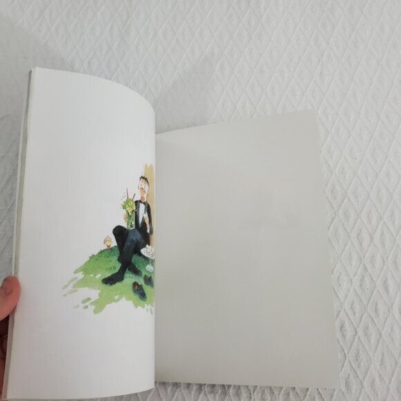 Scholastic 'Swamp Water' Book by Robert Munsch - Picture 3 of 8